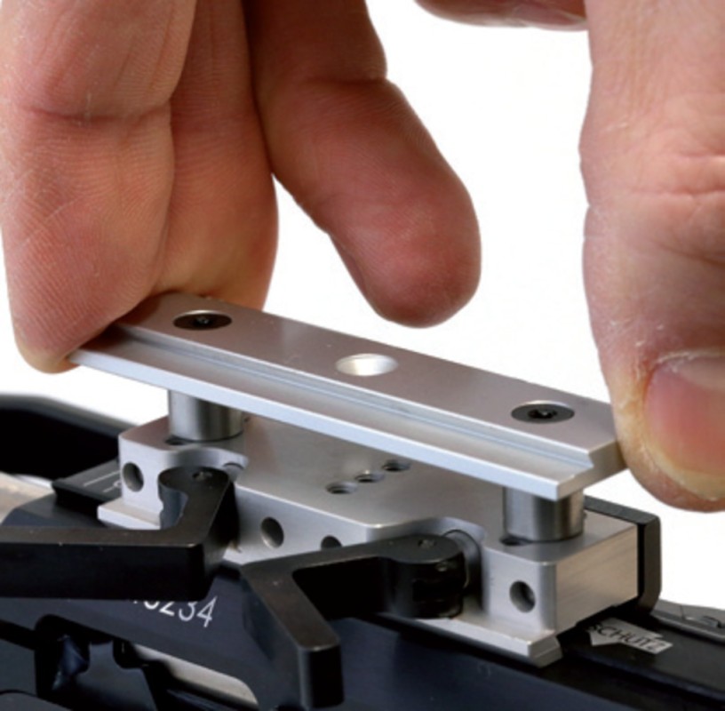 Centra Block Club SR